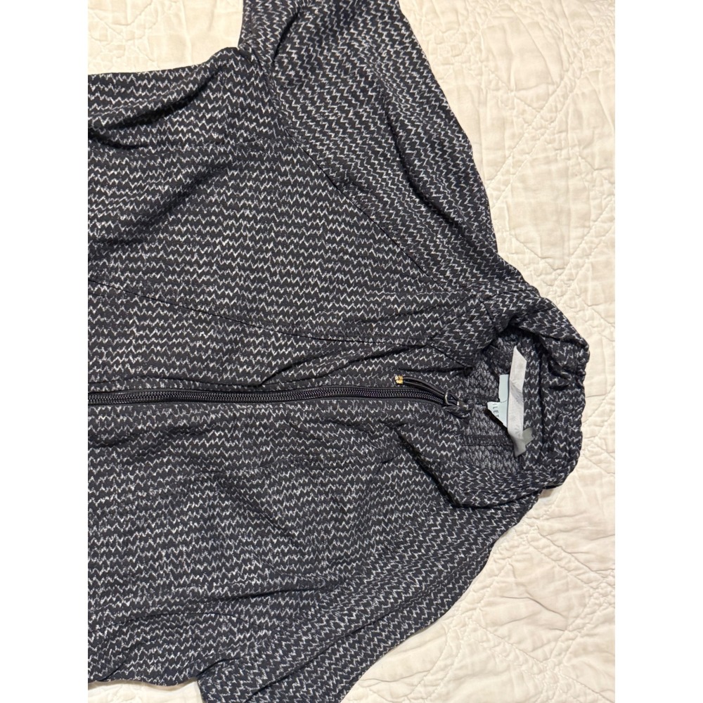Athleta Heartbeat Jacket Womens Medium Black White Chevron Full Zip - Picture 3 of 10